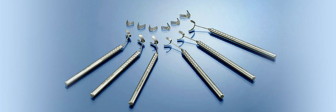 Des «sizers» adaptés facilitent la sélection de la taille appropriée de l'implant.